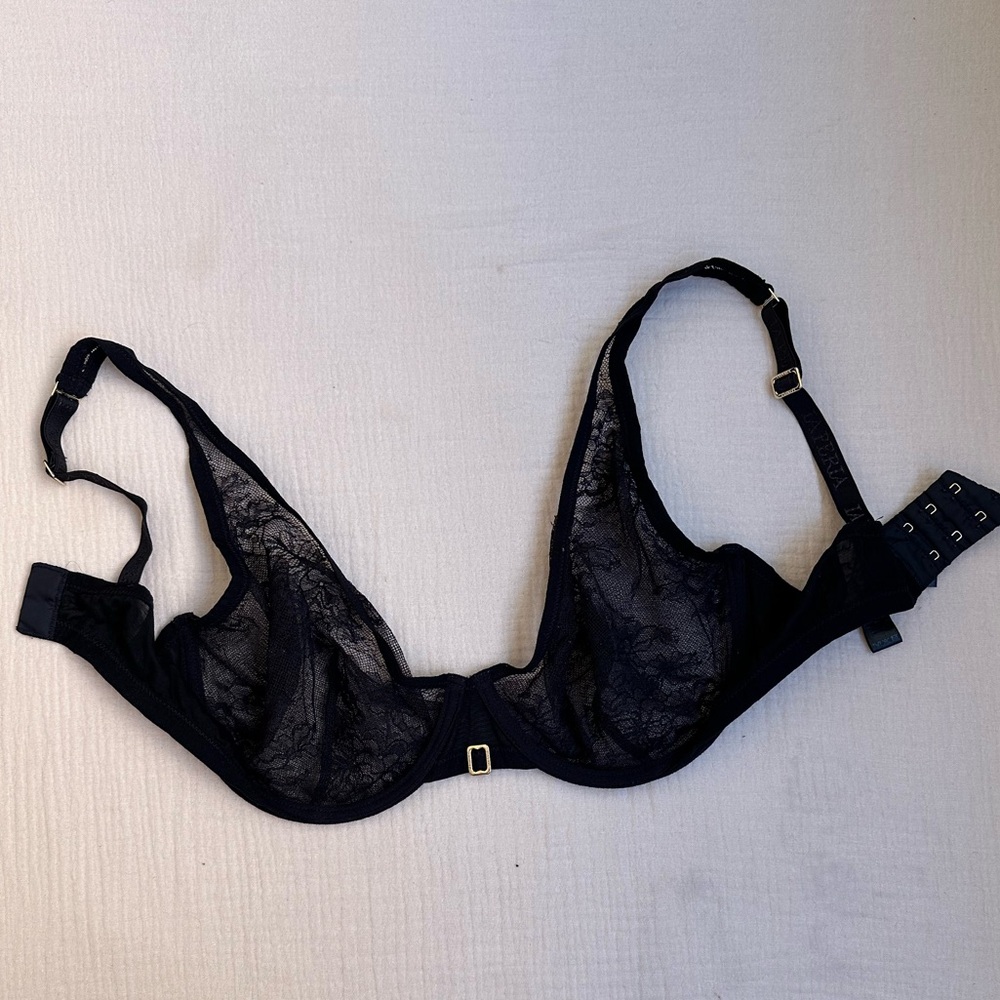 Black La Perla bra